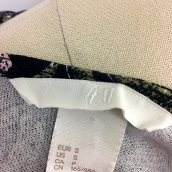 H&M Shift Dress Knee Length Pineapple Print Sz S - Picture 8 of 8